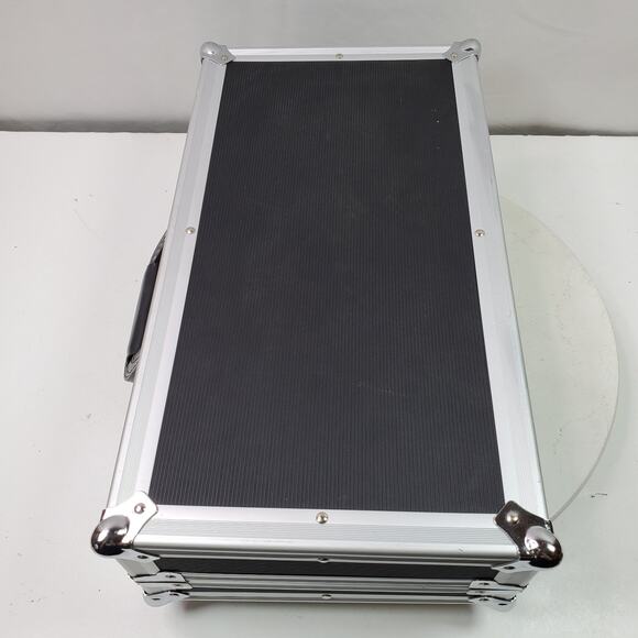 Vanguard Padded Luggage Travel Hard Case 16x9x4 Inch w/ Combination Locks - Picture 8 of 9